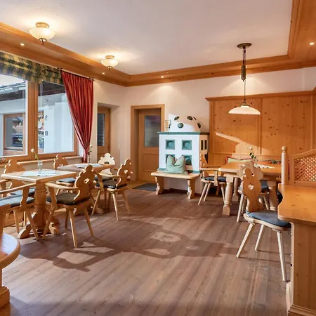 ホテル Kaiserblick 3*