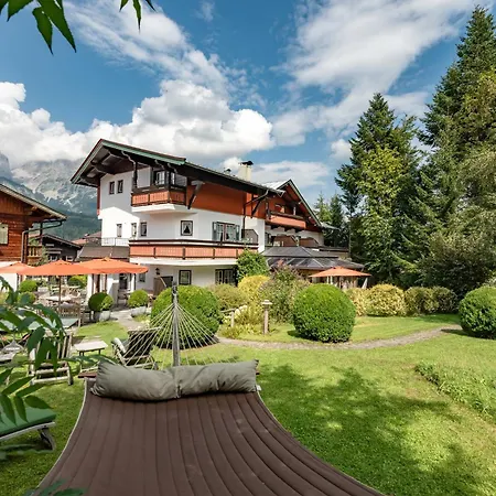 Kaiserblick Hotel 3*