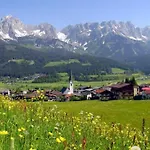 Hotel Landhaus Kaiserblick 3*
