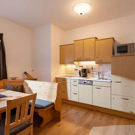 لاندهاوس كايزربليك 3*