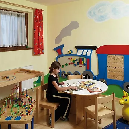 لاندهاوس كايزربليك 3* المو